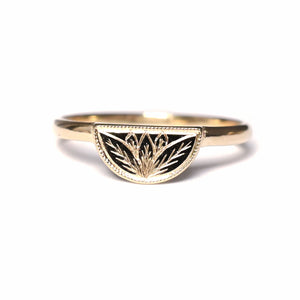 
                
                    Load image into Gallery viewer, Glamis Gold Ring - Miarante
                
            
