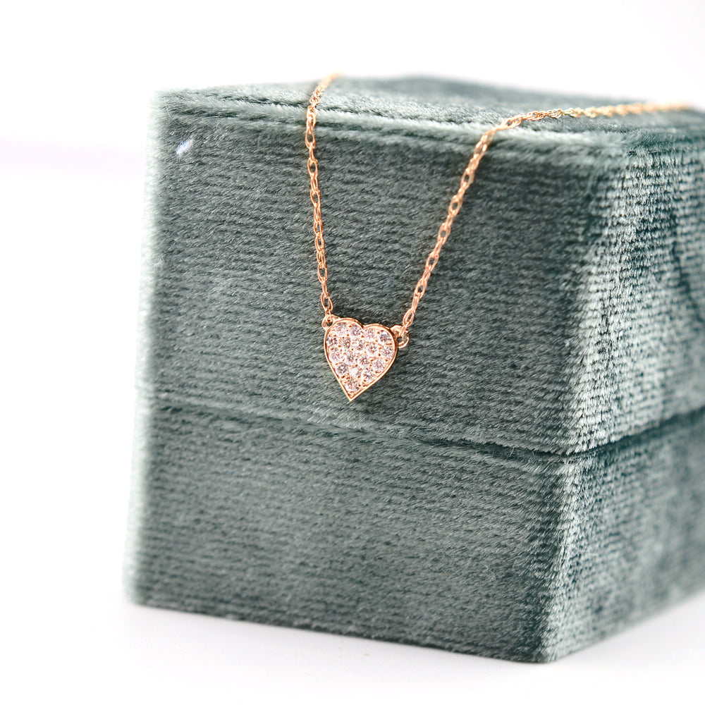 
                
                    Load image into Gallery viewer, Heart Necklace - Miarante
                
            