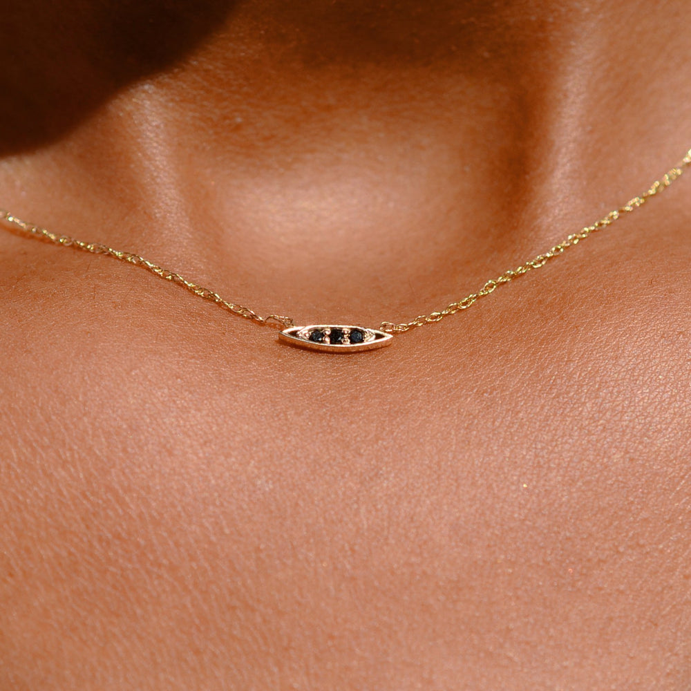 Black Diamond Sileas Necklace - Miarante
